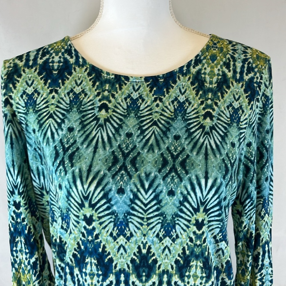 Chico's Abstract Ikat Geometric Tunic Top 1 Medium - Picture 2 of 5